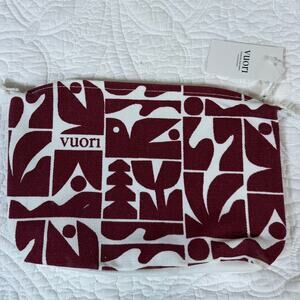 Vuori Red White Holiday Pouch Travel Cosmetic Zip Bag Festive Gift Accessory